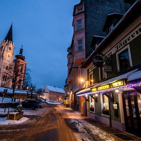 Gasthof Zum Jaegerwirt Hotel มาเรียตเซลล์ ภายนอก รูปภาพ